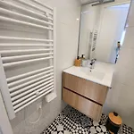 Terre - Train Station 5 Minutes Away - Center - 1st Floor -
