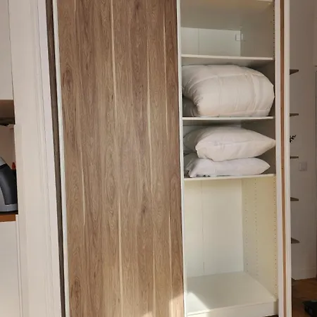 Terre - 1st Floor - Center - Train Station 5 Minutes Away Apartment Charleville-Mézières