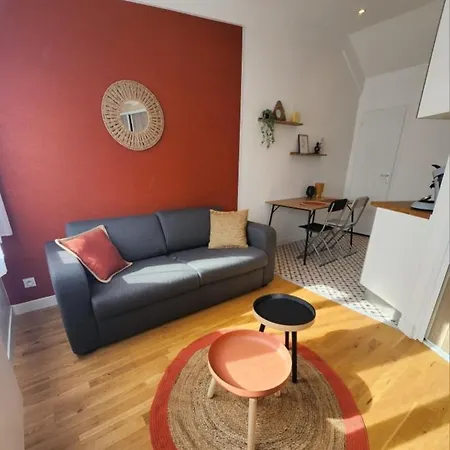 Terre 1st Floor Center Train Station 5 Minutes Away Appartement *