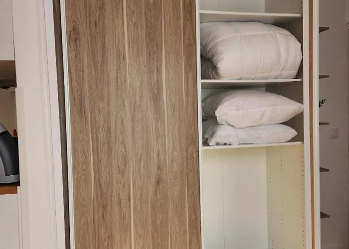 Terre - Train Station 5 Minutes Away - Center - 1st Floor - Apartment Charleville-Mezieres