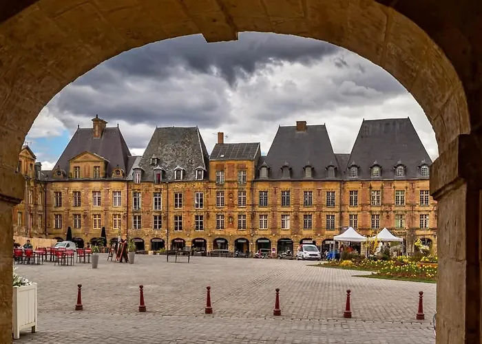 Terre - Train Station 5 Minutes Away - Center - 1st Floor - Charleville-Mezieres