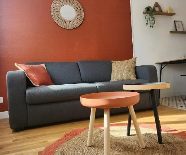 Terre - Train Station 5 Minutes Away - Center - 1st Floor - * Charleville-Mezieres